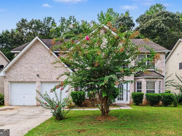 579 Ironstone Dr, Fairburn, GA 30213