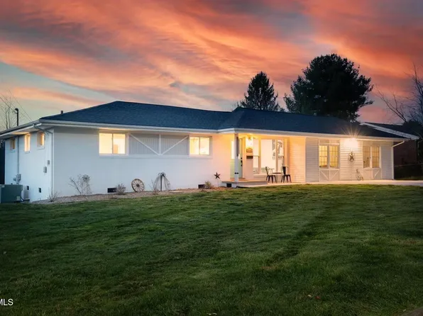 508 Woodhaven Dr, Johnson City, TN 37604