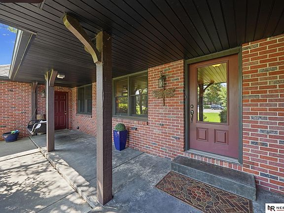 5th image of 6611 Perry Cir