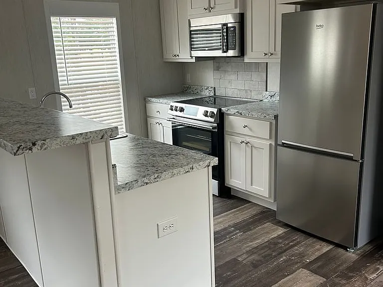 719 Windflower St — Photo 5