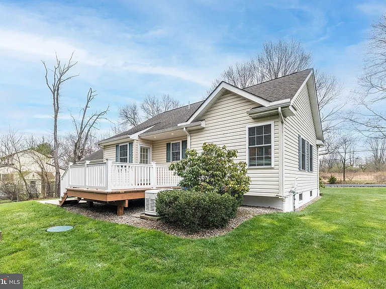 3657 Applebutter Rd — Photo 43