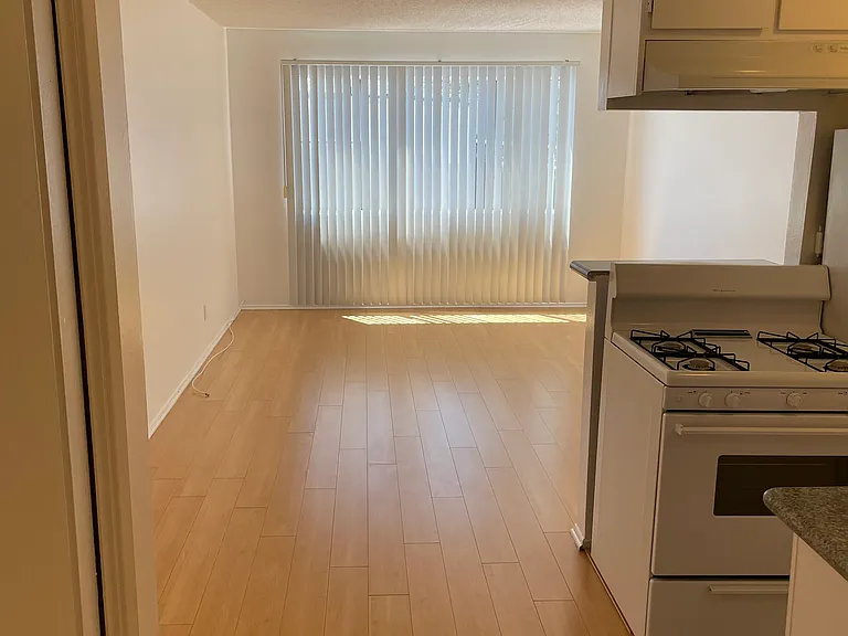 3770 Vinton Ave. — Photo 9