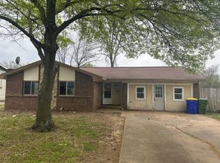 1621 Woodhaven Dr, Seagoville, TX 75159