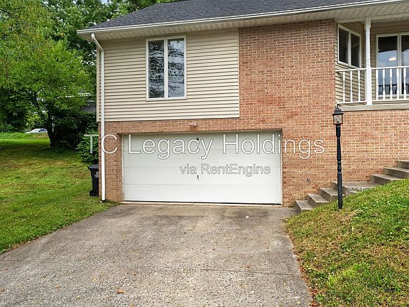 2nd image of 603 Hayes St