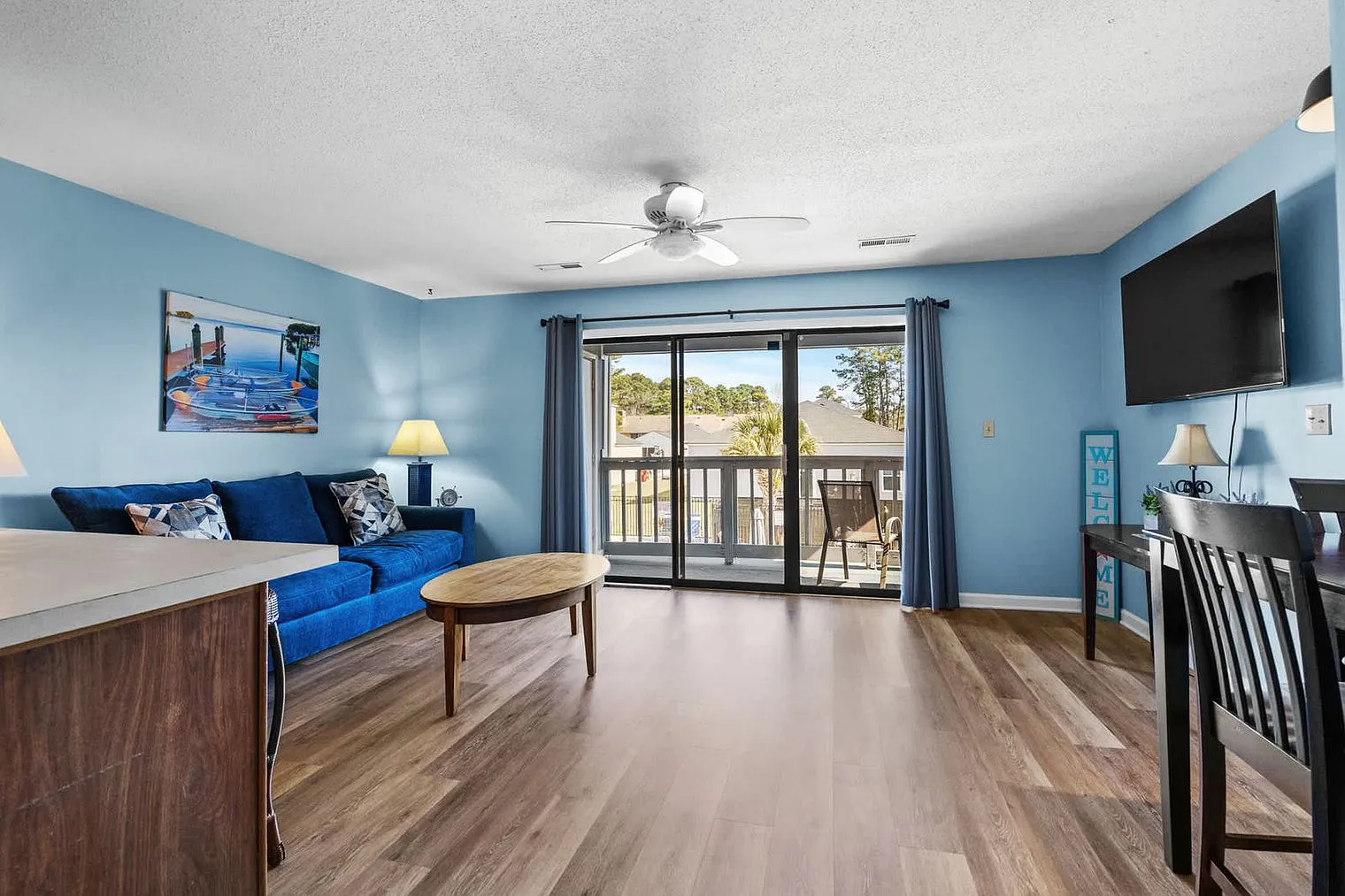 1 bed, 1.0 bath, 721 sqft, $2,707 — Photo 3