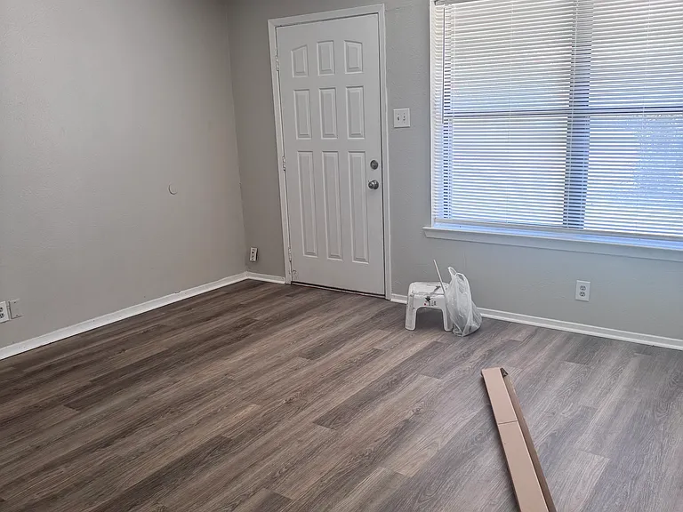 10 Cole Cir — Photo 3