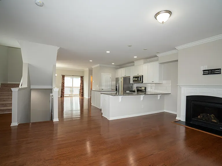 1035 Diamond Dove Ln — Photo 8