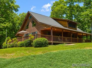 367 Leeward Ln, Cullowhee, NC 28723