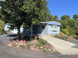 1601 Rhododendron Dr SPACE 686, Florence, OR 97439