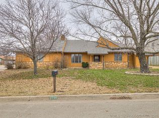 2796 Southport Loop, Bartlesville, OK 74006