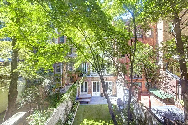 Rented by Halstead Real Estate | media 14