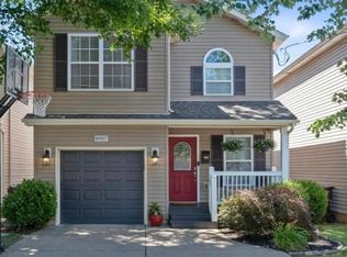 8907 Riley Ave, Lyndon, KY 40242