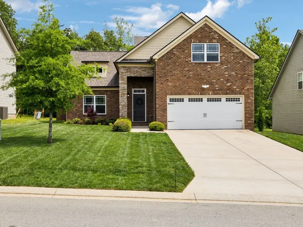 411 Barbaro Ct, Burns, TN 37029