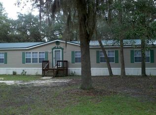 334 Pinelog St, Freeport, FL 32439