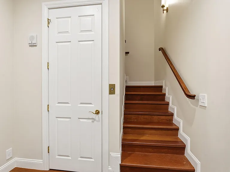 921 Osceola Dr #2 — Photo 57