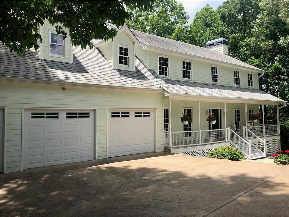 1st image of 3885 Tanbark Ct NE