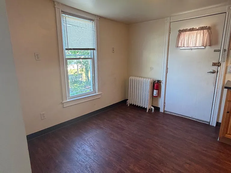 430 River Dr #2 — Photo 7