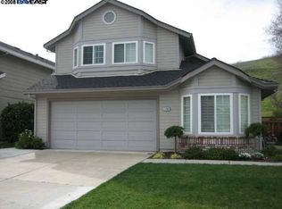 7932 Crossridge Rd, Dublin, CA 94568
