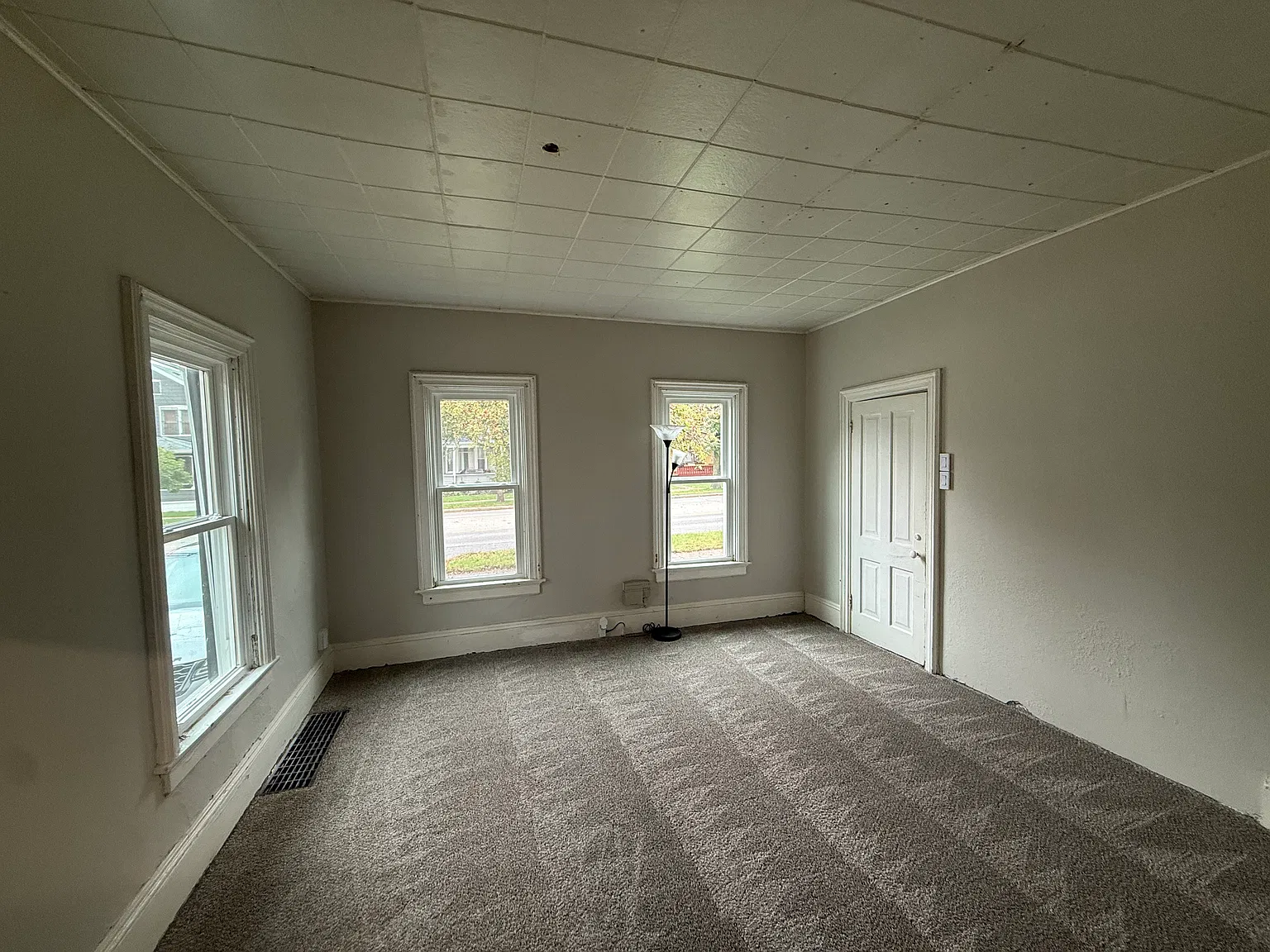 1 bed, 600 sqft, $1,350 — Photo 3
