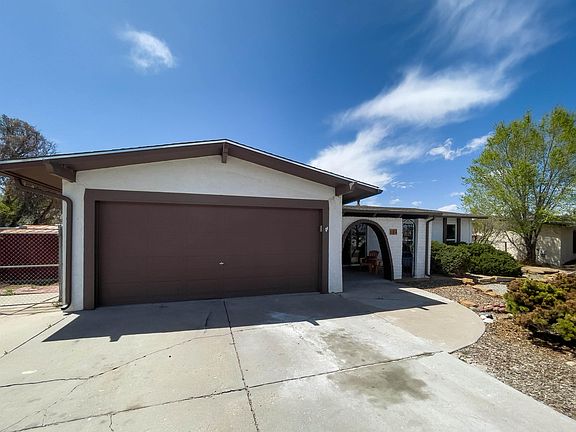 4th image of 604 Meadow Ln