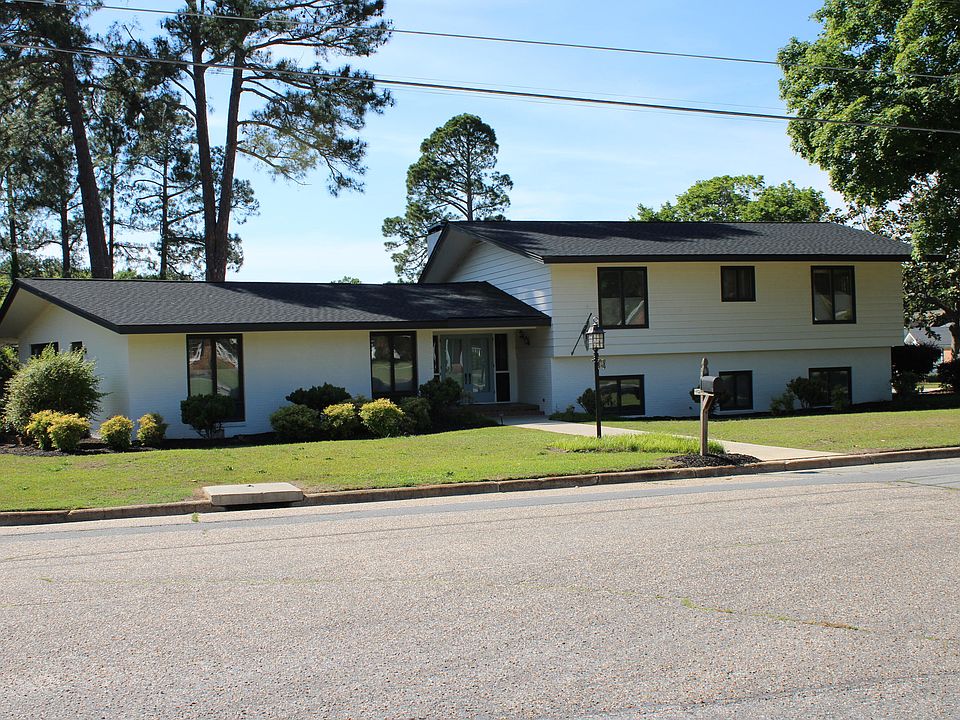 1st image of 1607 Lakeshore Dr