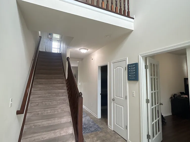 6978 Stoney Ridge Dr — Photo 3