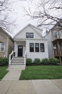 (Undisclosed Address), Chicago, IL, 60618