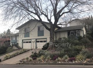 306 Catalina Dr, Ashland, OR 97520
