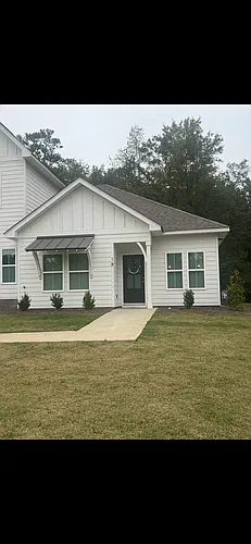 630 Village Dr Photo 1
