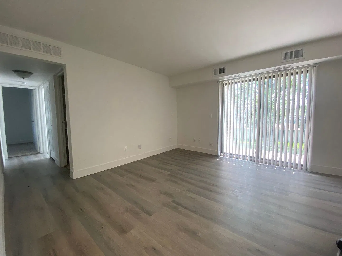 Washington Place Apartments — Photo 4