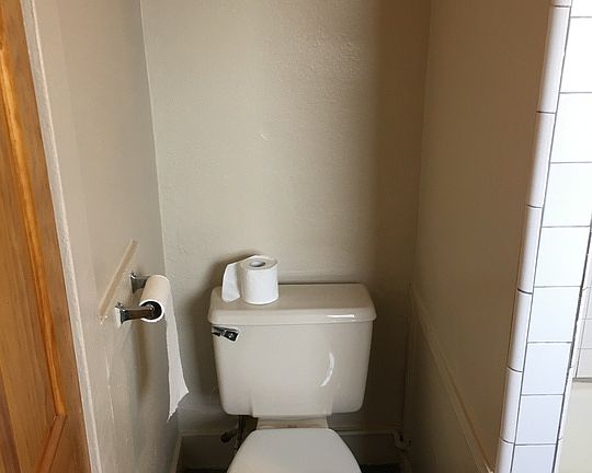 3rd image of 4116 1/2 Denker Ave