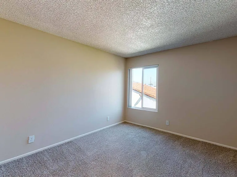 Huntington Vista — Photo 67