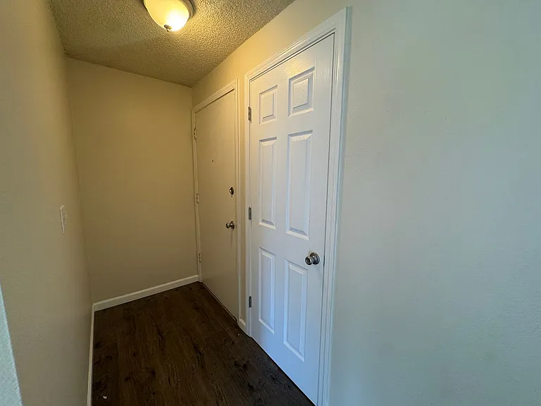 Cambria Apartments — Photo 5