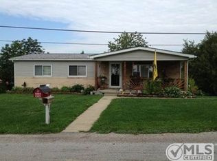 859 Blairs Ridge Rd, Moundsville, WV 26041