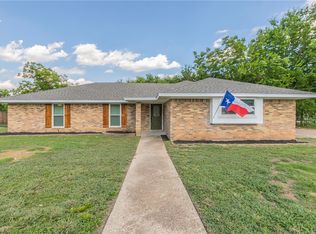 312 Randy Dr, Woodway, TX 76712