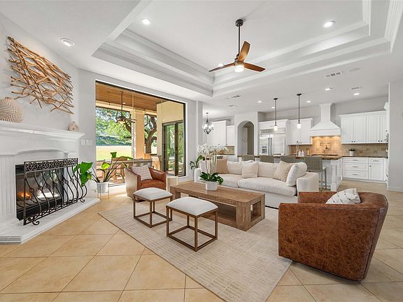 4th image of 107 Bella Strada Cv