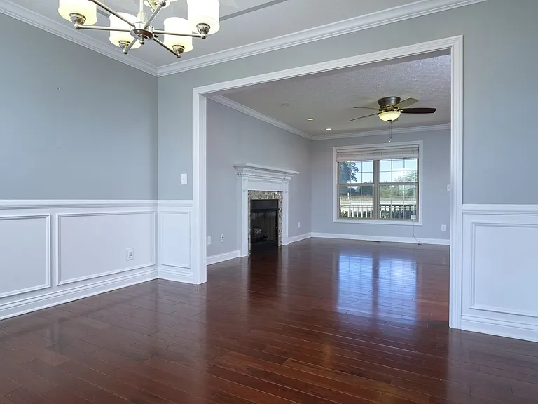 430 Knox Ave — Photo 21