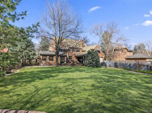 1922 N Monaco Parkway, Denver, CO 80220