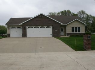 1008 3rd St, Jewell, IA 50130