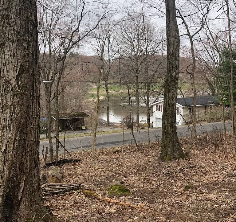 1st image of 6235 Lakeview Dr