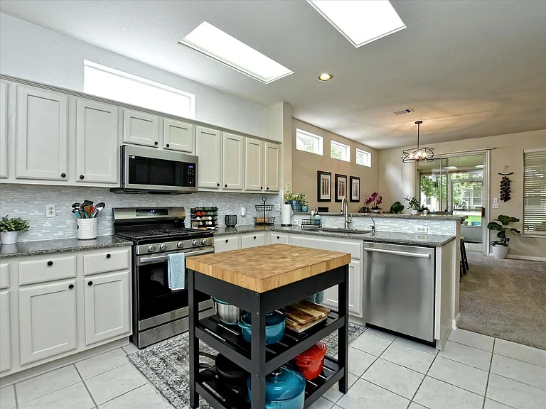 116 Running Water St — Photo 13