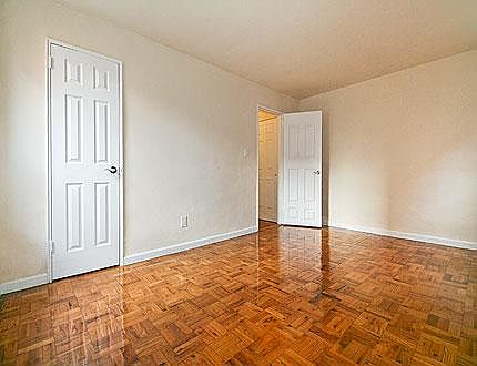 5th image of 18823 Linden Blvd