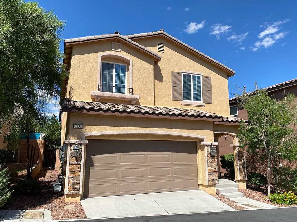 1st image of 9332 Pearblossom Sky Ave