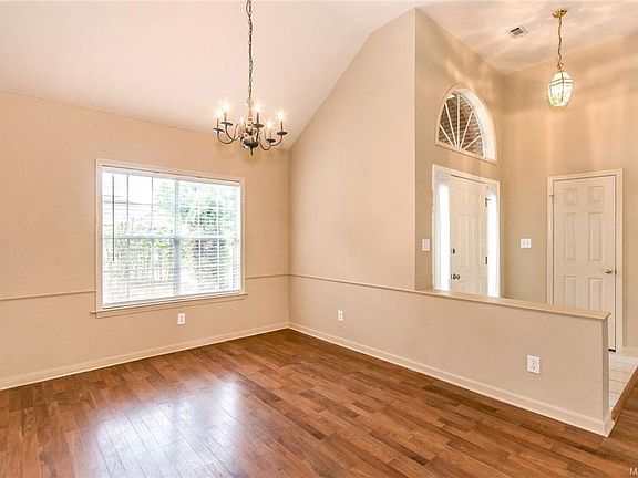 4th image of 6204 Chappelle Ln