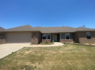 451 Capri St, Centerton, AR 72719
