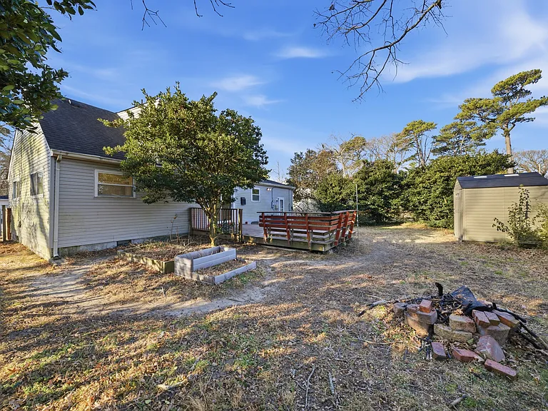 572 Rose Marie Ave — Photo 28