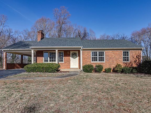 2nd image of 217 Maple Hills Dr