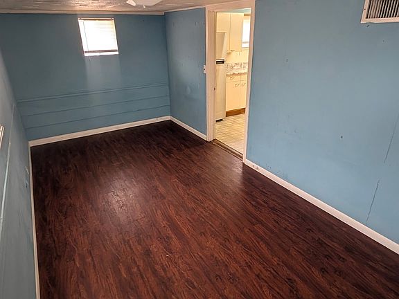 3rd image of 2118 S Granada Dr APT 2