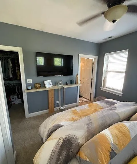 2927 W Fulton St #3 — Photo 3