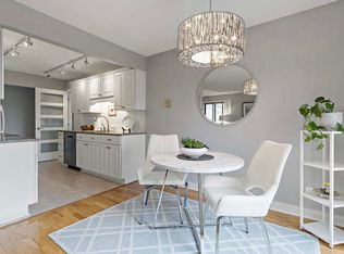 7264 Vista Ct, Eden Prairie, MN 55346